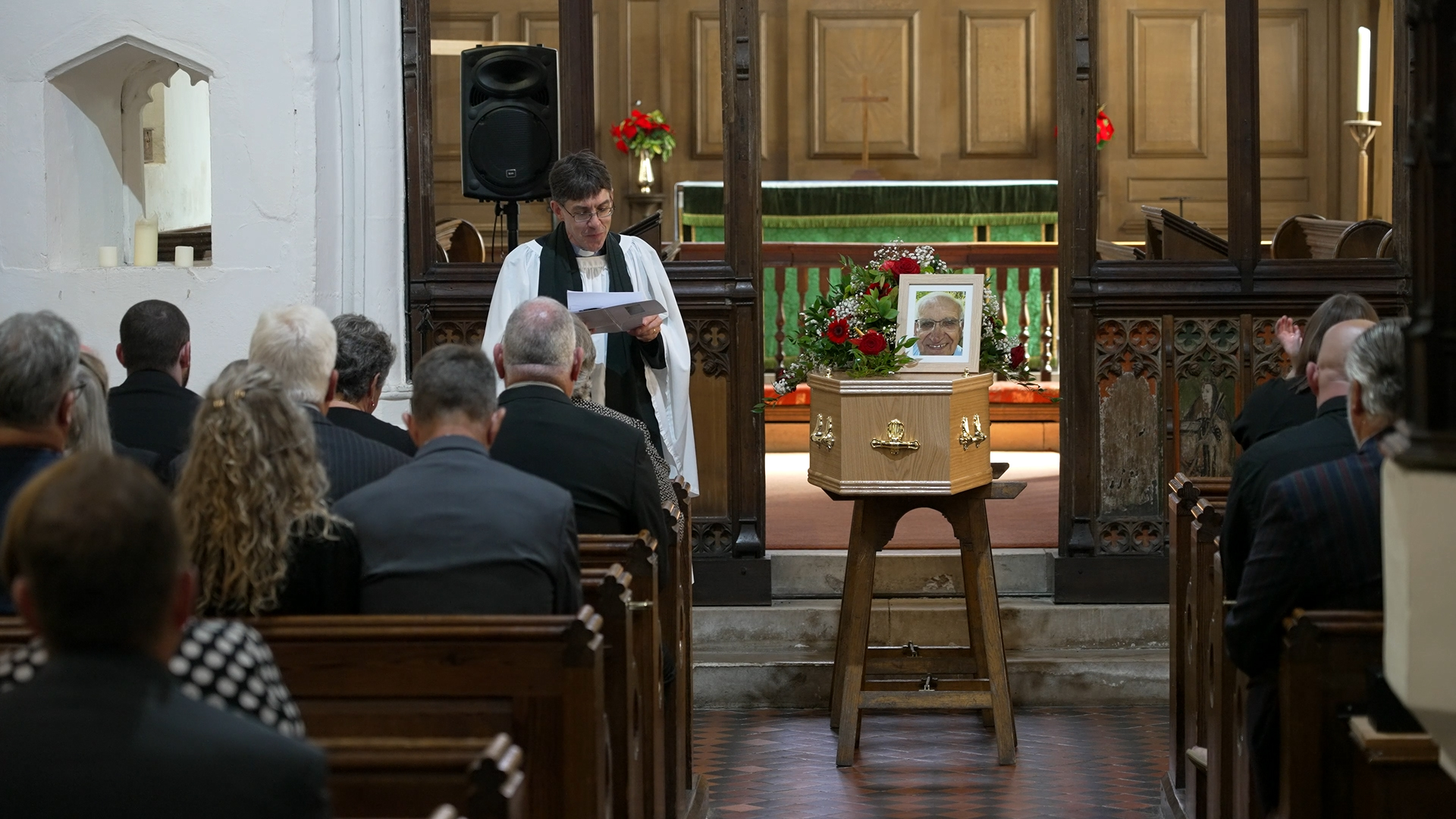Funeral Videographer in London UK | Funeral Videography Services | Funeral Videos in UK | Funeral Video Service in UK 